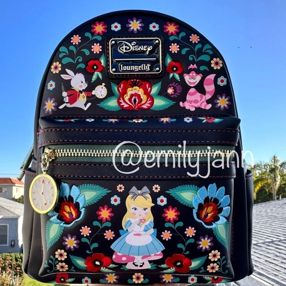 Loungefly Handbags - Alice in Wonderland☕️Backpack
